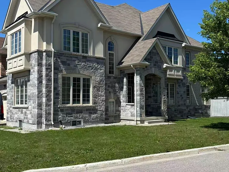 16 Jericho Ave — Photo 2