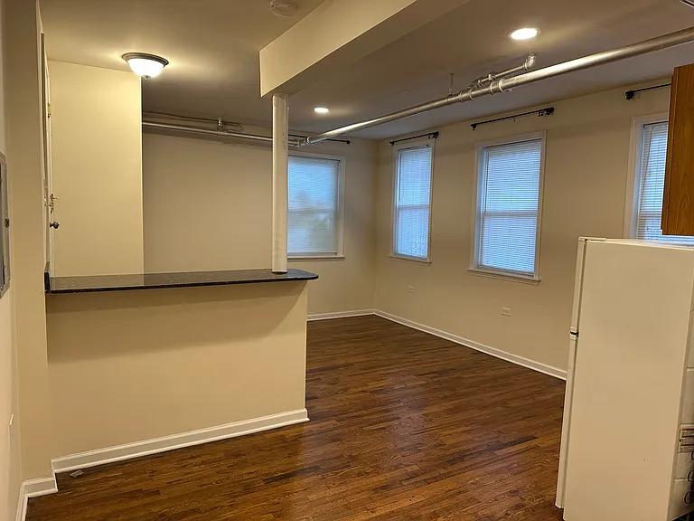 6657 N Newgard Ave #GN — Photo 2