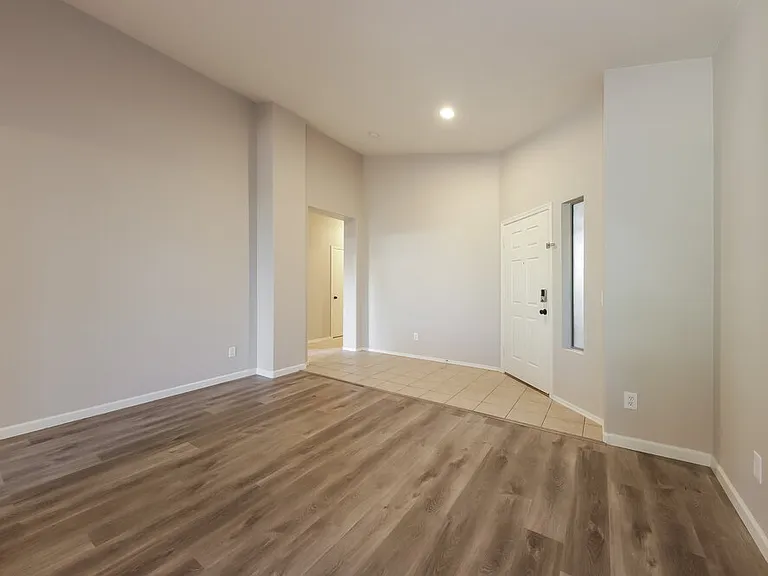 3453 W Webster Ct — Photo 10