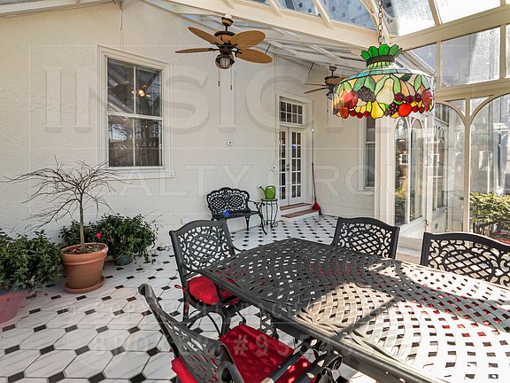 2nd image of 61 Pond St #1