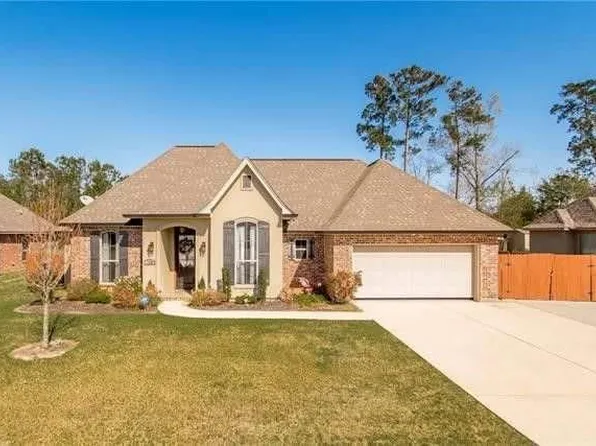 152 Fayedaye Dr, Madisonville, LA 70447