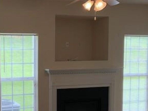 Family room with gas fire place!
