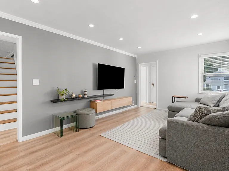 151 Seacord Rd — Photo 5