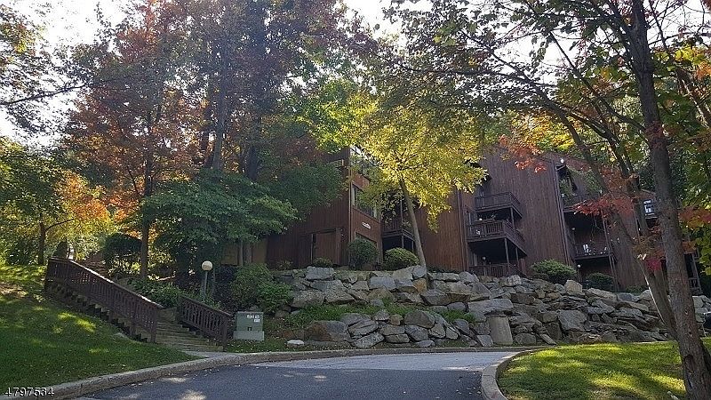 1st image of 2 Winter Park Dr Unit 8
