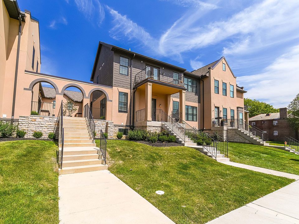 1st image of 1084 Bryden Rd #9