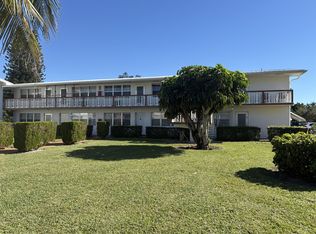 39 Cambridge Rd #B, West Palm Beach, FL 33415
