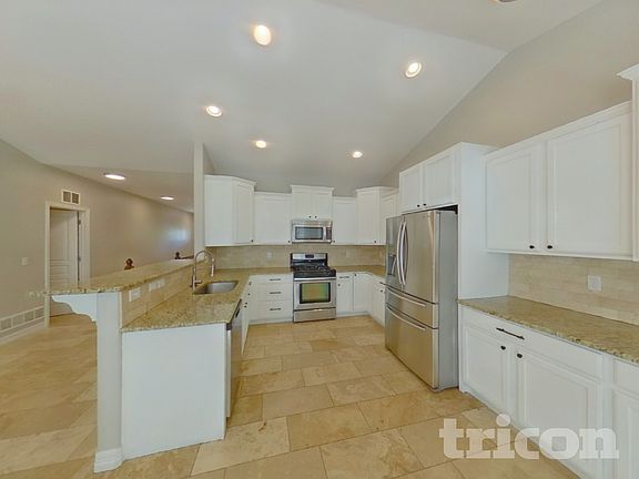 5th image of 6697 Cottonwood Tree Dr