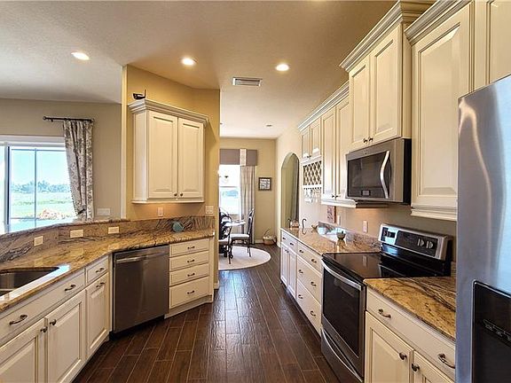 5th image of 5581 Hogan Ln