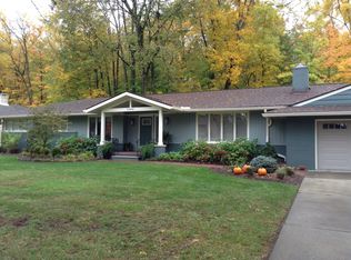 23900 Hermitage Rd, Shaker Heights, OH 44122