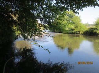 8241 Riverbanks Rd, Grants Pass, OR 97527