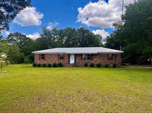 2107 McCallister Rd, Slocomb, AL 36375