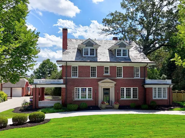 118 James St, Greenville, SC 29609