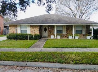 3611 Huntlee Dr, New Orleans, LA 70131