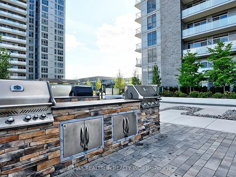 65 Oneida Cres #Penthouse 06 — Photo 42
