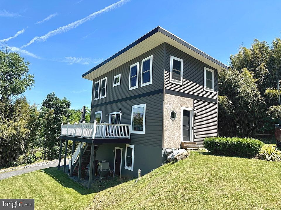 1st image of 755 Kinderhook Rd