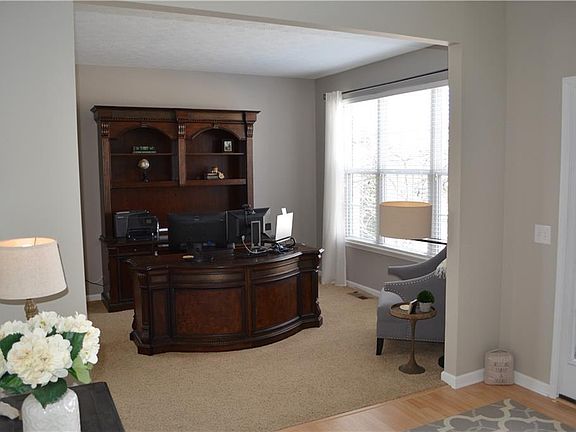 4th image of 11831 Bellhaven Dr