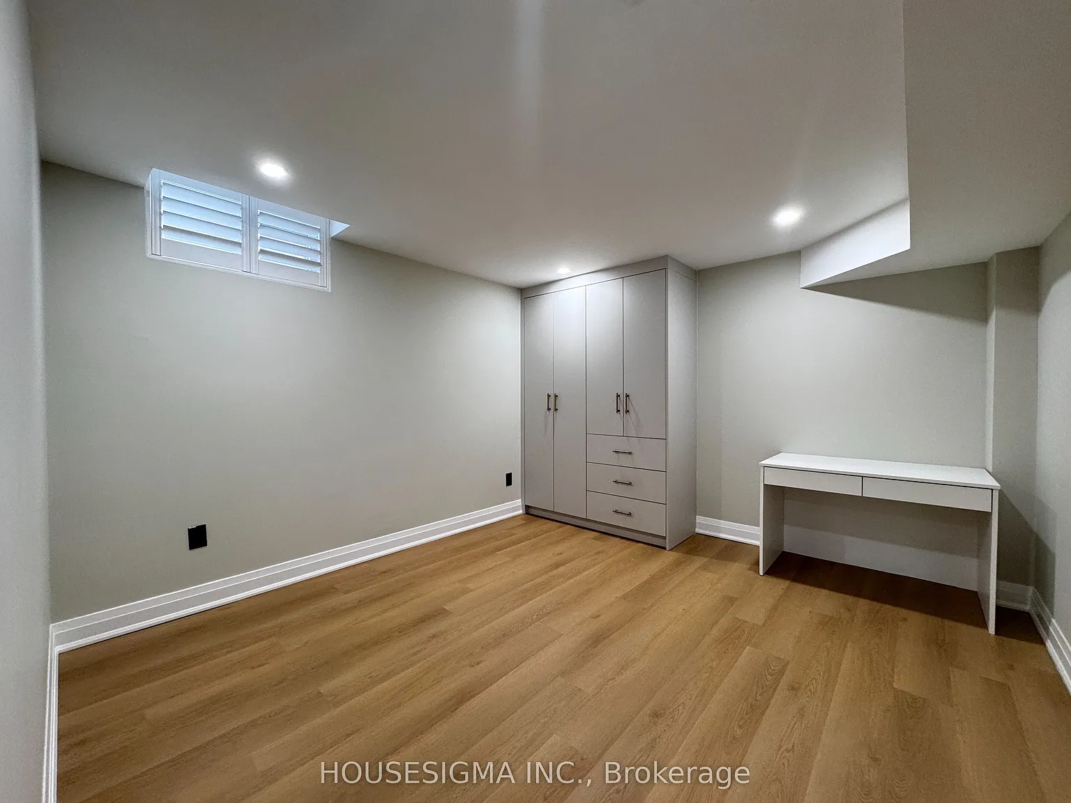 2 bed, $2,000 — Photo 3
