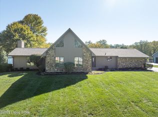 2017 Cardinal Harbour Rd, Prospect, KY 40059