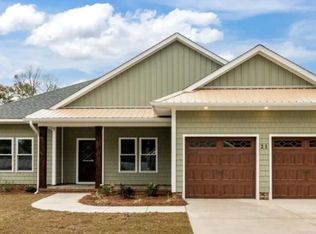 21 Paddington Way, Trent Woods, NC 28562