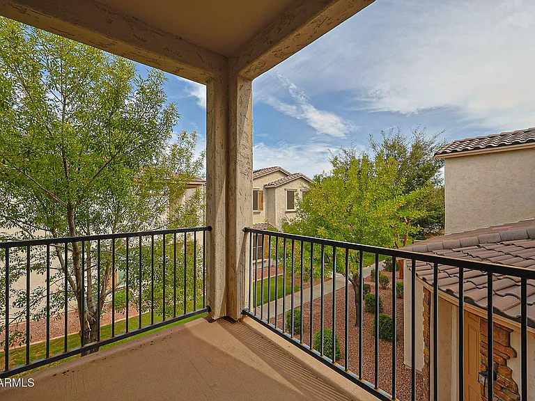 17717 W Mandalay Ln — Photo 29