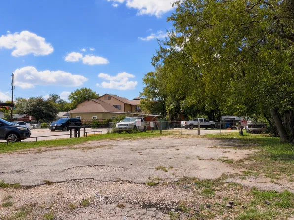 5807 S Flores LOT 1, San Antonio, TX 78214