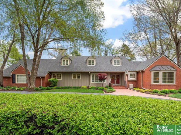 820 Fairacres Rd, Omaha, NE 68132