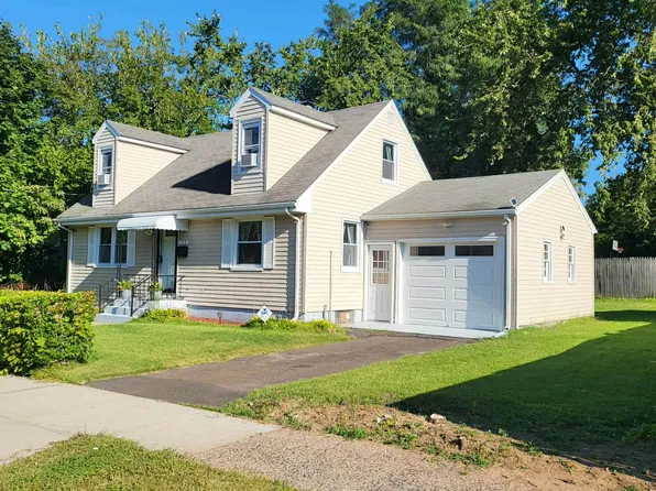 149 Goodrich St, Hamden, CT 06517