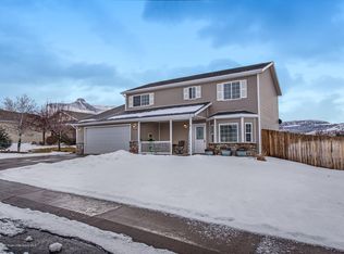 140 Cliff View Cir, Parachute, CO 81635