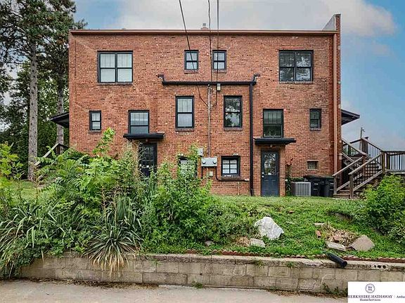 2nd image of 3603 Davenport St