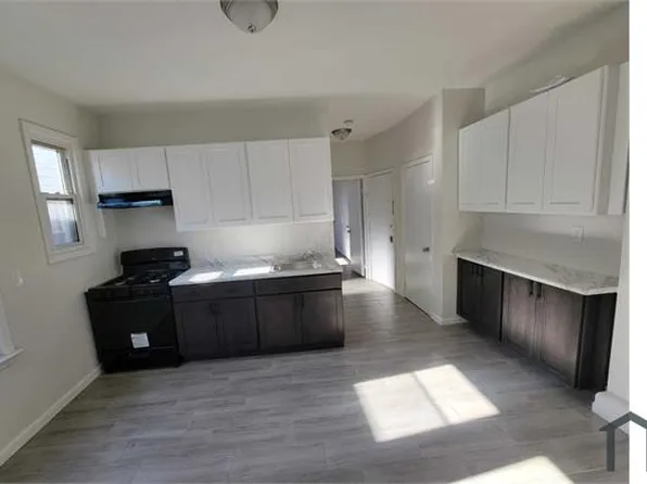 283 Hobson St #1R, Newark, NJ 07112