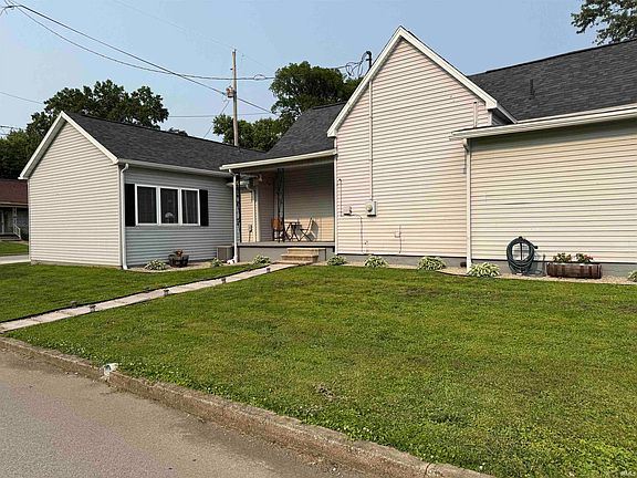 4th image of 325 W Pine St