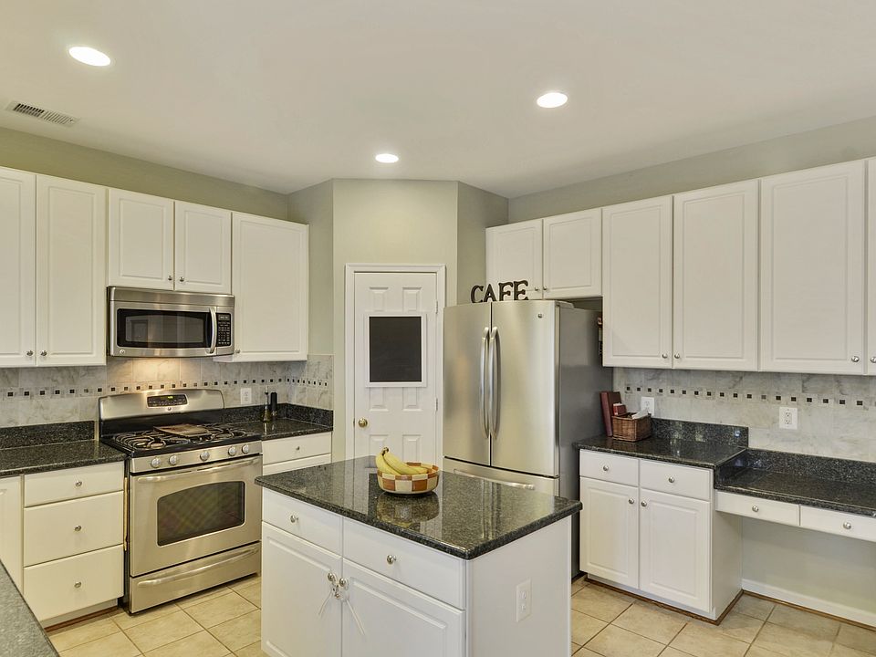 Center Isle Kitchen
