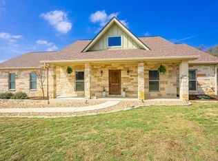 188 Mull Rd, Kerrville, TX 78028
