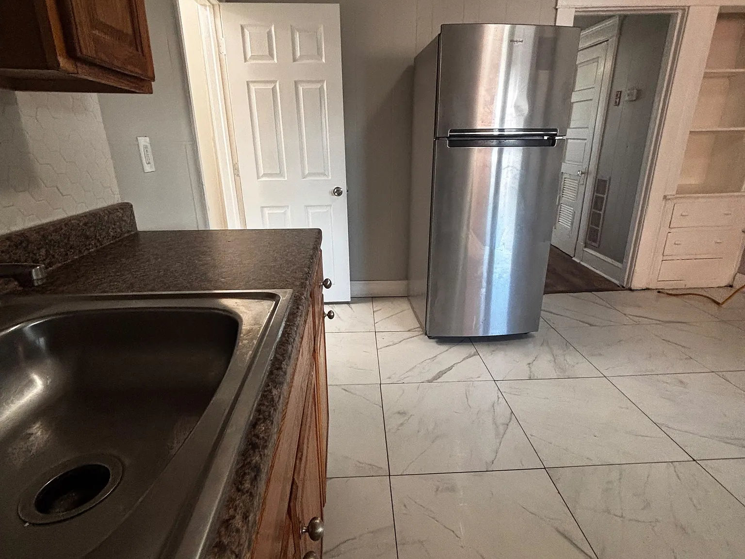 2 bed, 1.0 bath, $1,500 — Photo 3