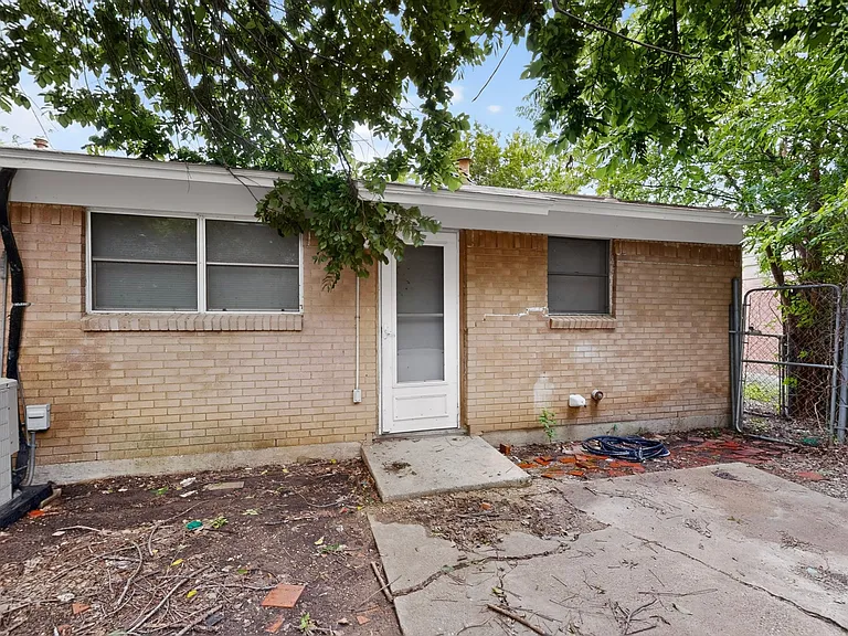 6601 Avalon Dr — Photo 33