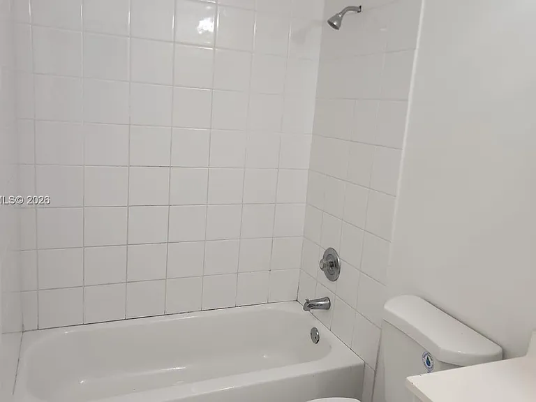 1817 NW 58th Ave #22 — Photo 10