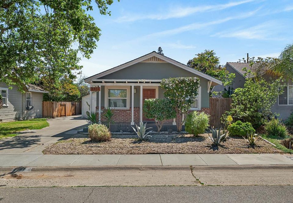 1st image of 4424 12th Ave