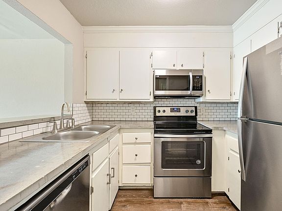 4th image of 3345 Lodgepole Cir