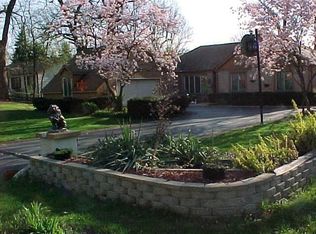 5510 Riverview Dr, Lisle, IL