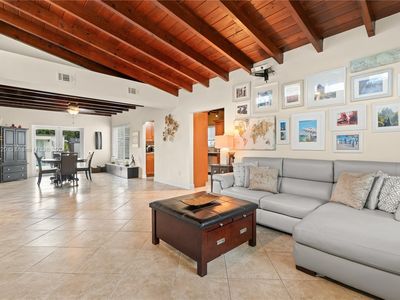 6410 SW 22nd St, Miami, FL, 33155