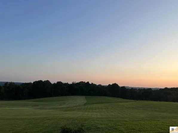 13AC Temple Hill Rd, Summer Shade, KY 42166