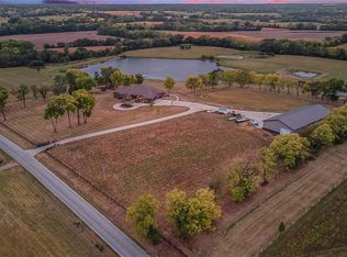 14504 Whb Rd, Smithville, MO 64089