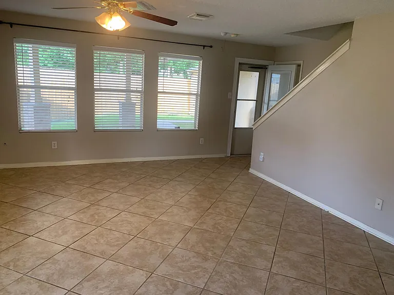 1150 Pennygent Ln #1 — Photo 5