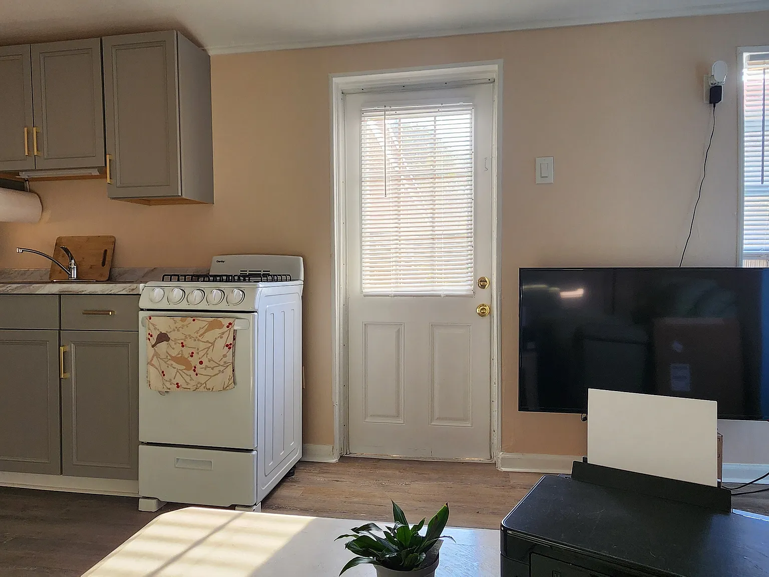 1 bed, $1,500 — Photo 2