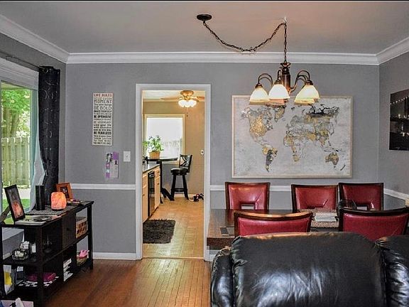 5th image of 7285 Forest Hill Ave