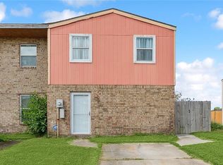 5116 Lakeview Ct, New Orleans, LA 70126
