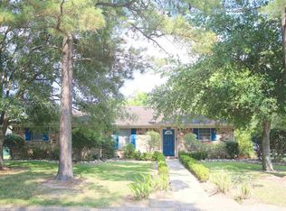 8540 Overhill Ln, Beaumont, TX 77707