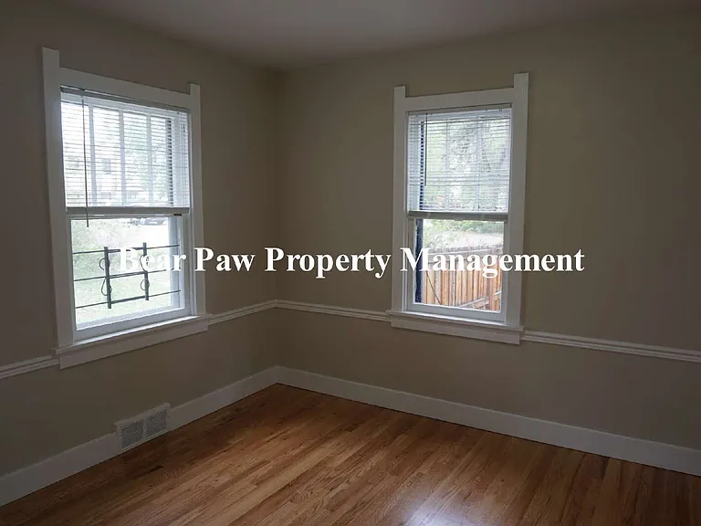 1390 Reed St — Photo 6