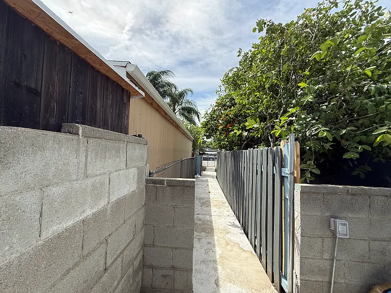 20953 Saticoy — Photo 15