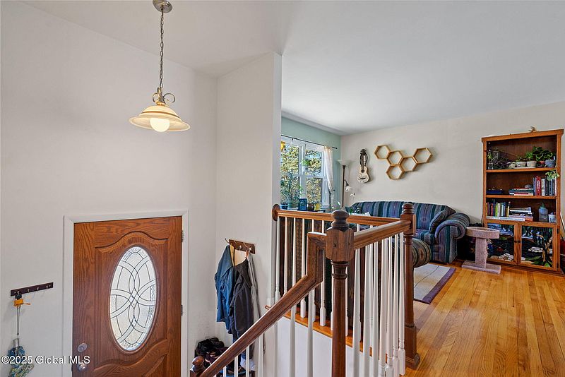 3rd image of 68 Lawrence Street